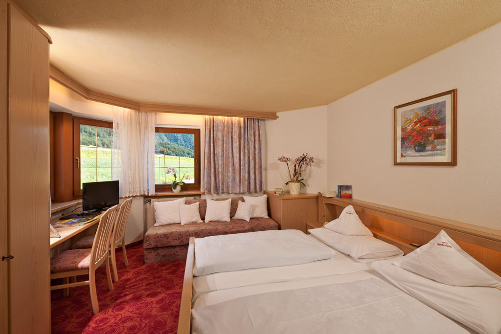 Hotel Rosenheim Rodengo Ruang foto